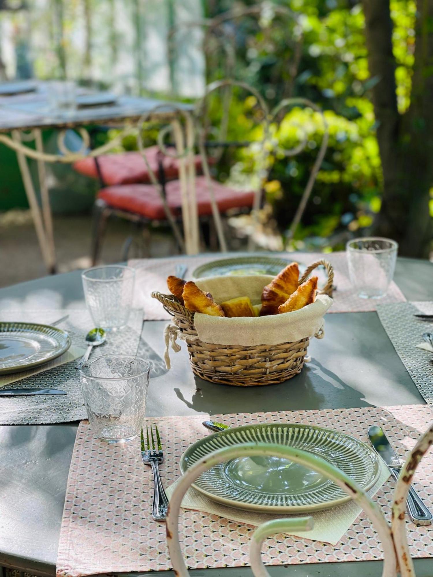 La Bastide Des Songes - Demeure D'Hotes Robion en Luberon ภายนอก รูปภาพ